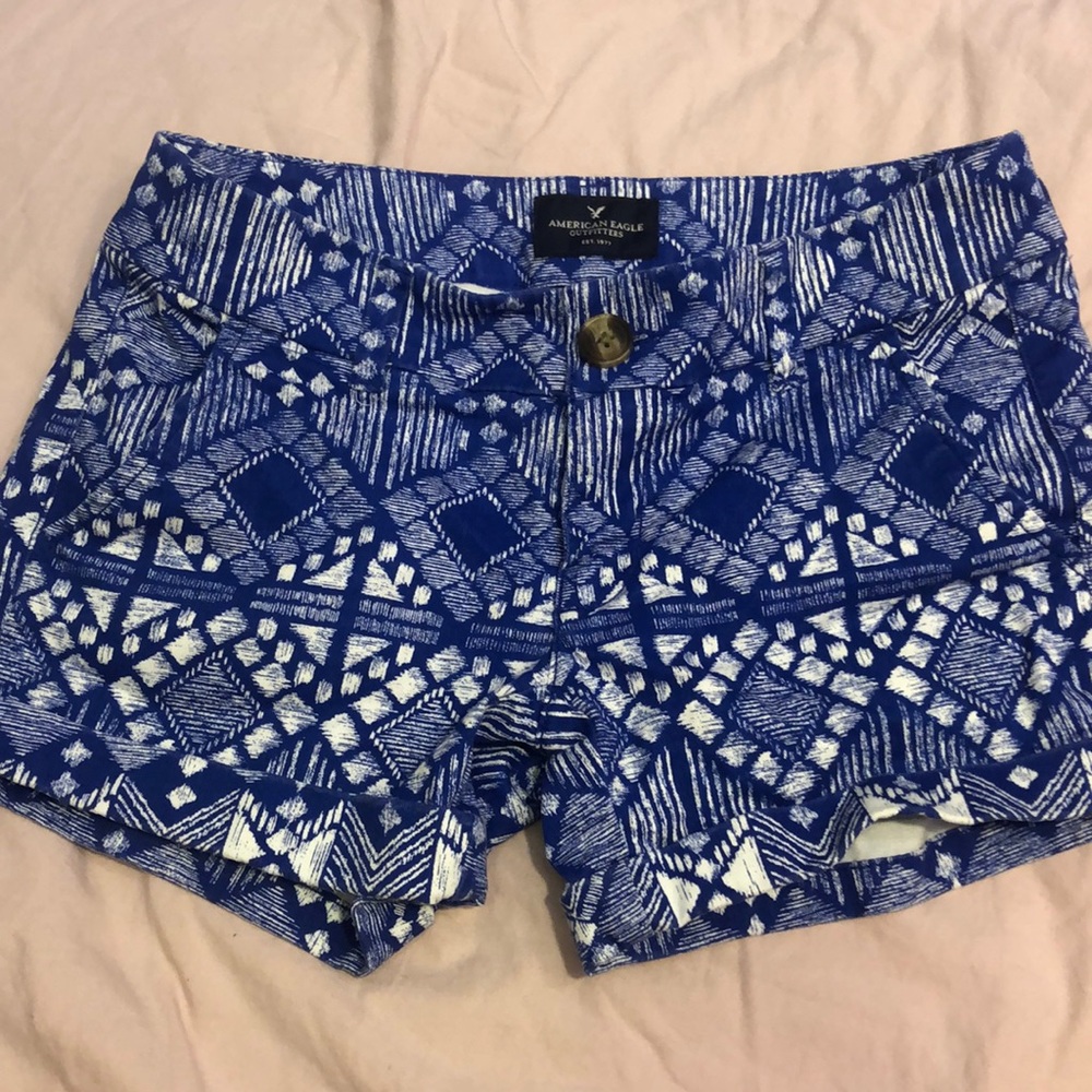 American Eagle Blue Patterned Shorts Size US 00